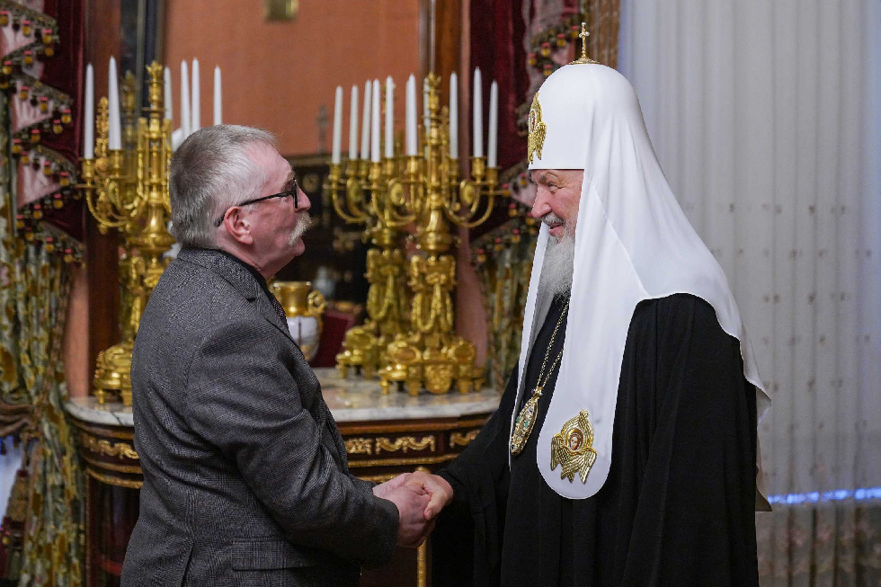 Патриарх Кирилл встретился с писателем Яном Таксюром