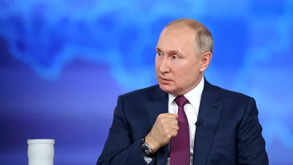 Путин рассказал о запуске программы "Пушкинская карта" для молодежи