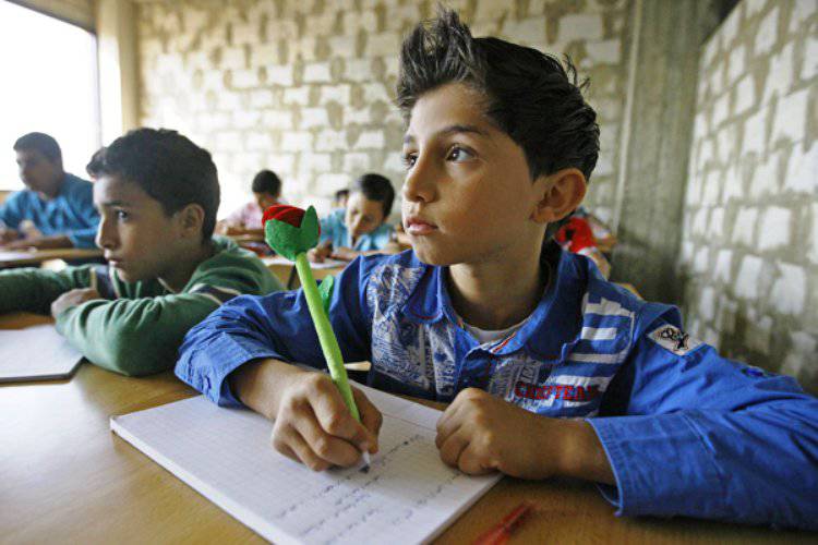 Россия поможет сирийцам ввести в школах изучение русского языка