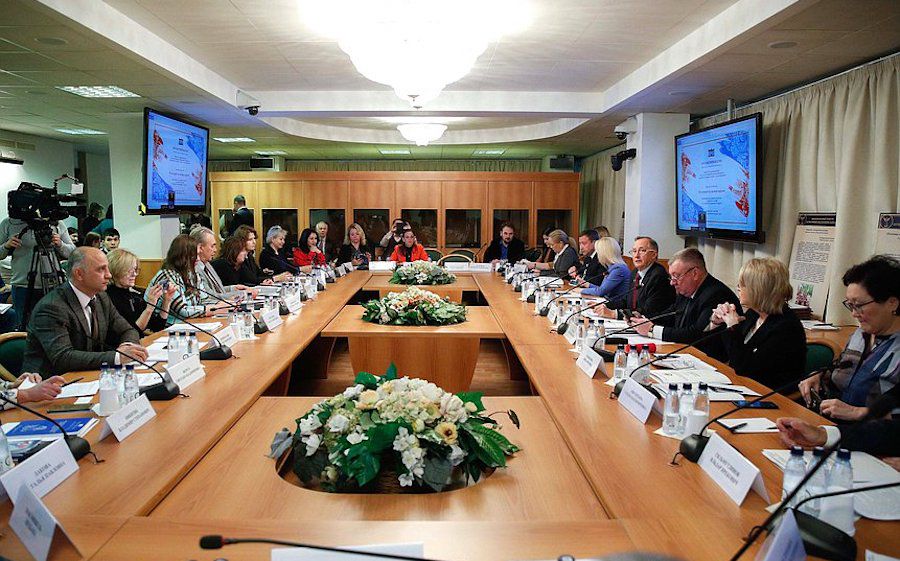 Комитет Госдумы поддержал проект о защите русского языка от заимствований