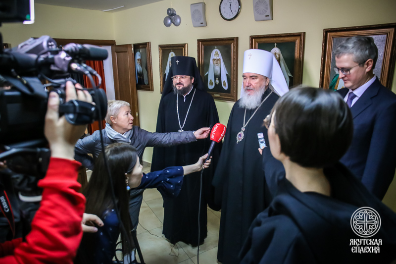 В Якутске открылась выставка «Радость Слова» 