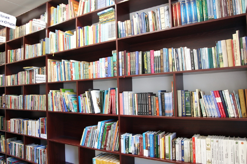 В Арсеньеве начала работу епархиальная библиотека