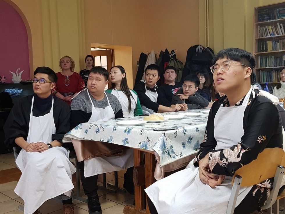 Студенты из Китая приняли участие в работе II Рождественской гостиной Забайкалья