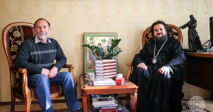 Глава Якутской епархии поздравил писателя Владимира Федорова с юбилеем