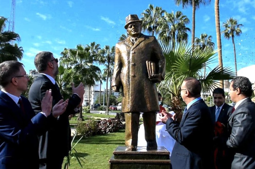 В Египте открыли памятник Михаилу Шолохову