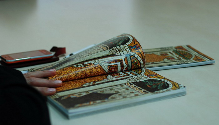 Презентация книги Юлии Матвеевой «Декоративные ткани в мозаиках Равенны»