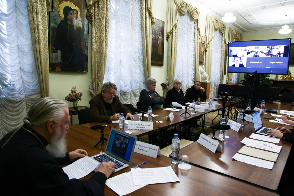 В Москве обсудили популяризацию подвига новомучеников и исповедников в современной художественной литературе