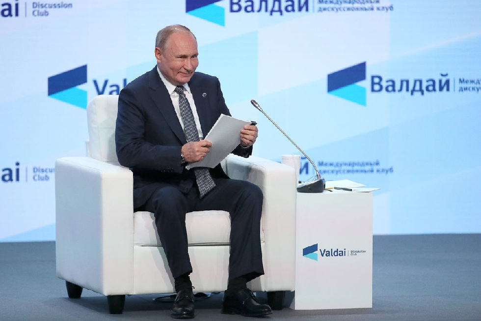 Путин читает труды Ильина и Бердяева