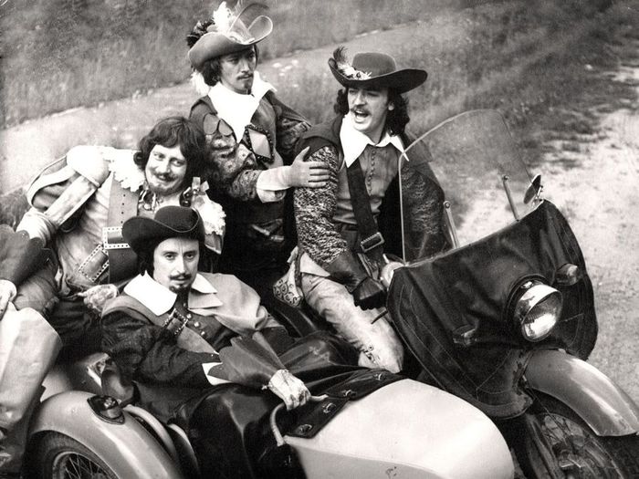 Любовь к трем мушкетерам