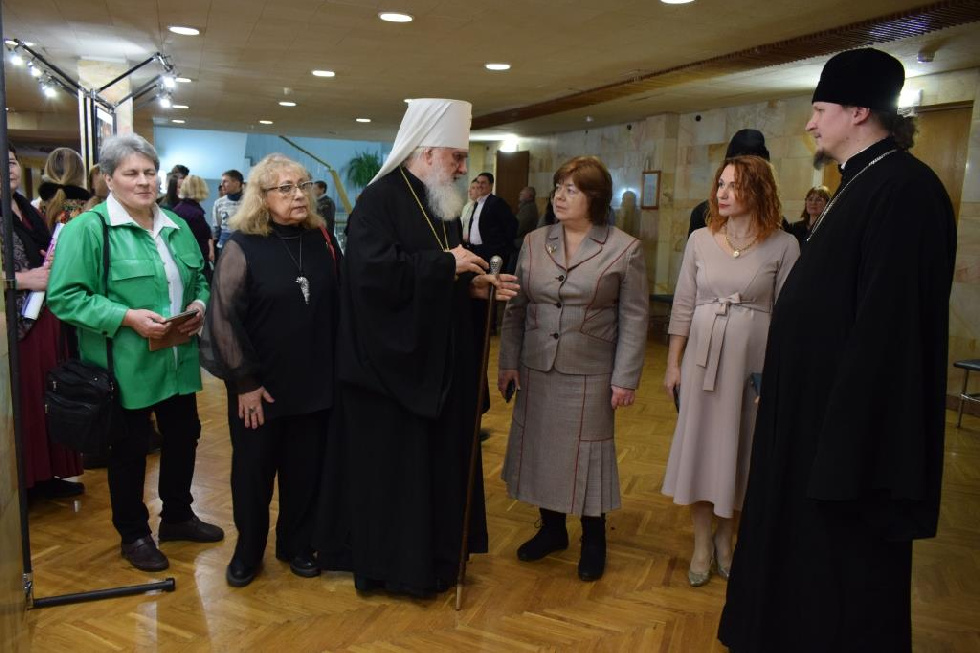 В Обнинске открылась фотовыставка о дальневосточном монашестве
