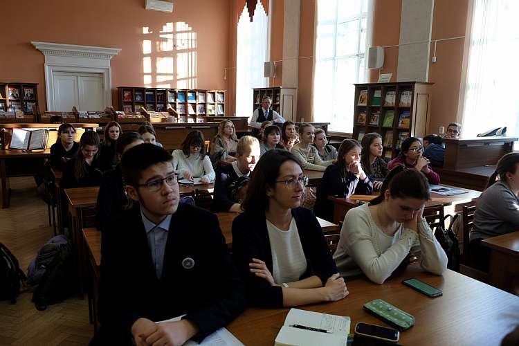 Областные Рождественские чтения в Челябинске завершились литературным часом в Публичной библиотеке