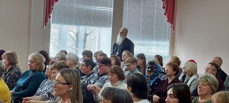 В Ржеве проходит выставка «Радость Слова»