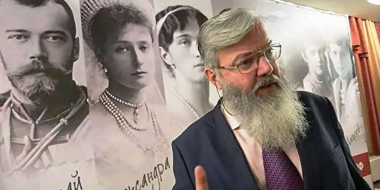 Историк Владимир Лавров о книге «Гибель империи. Российский урок»