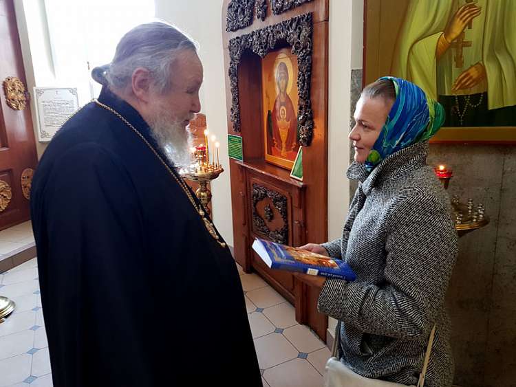 В рамках проекта «С Богом в дорогу» главный редактор Издательства Московской Патриархии провел пасхальную встречу на Киевском вокзале