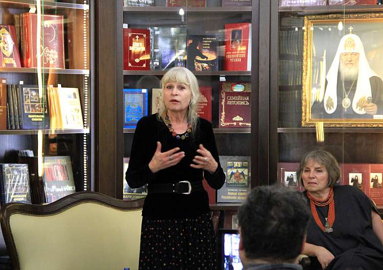 Творческая встреча с писательницей Олесей Николаевой. 16 ноября 2017 года