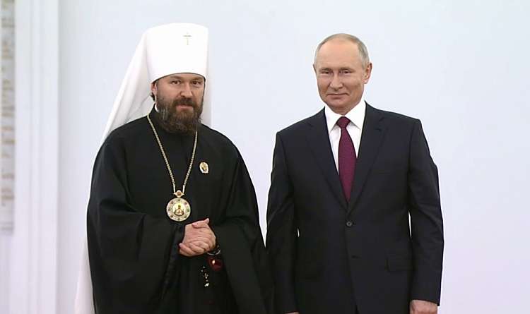 Путин наградил митрополита Илариона (Алфеева)