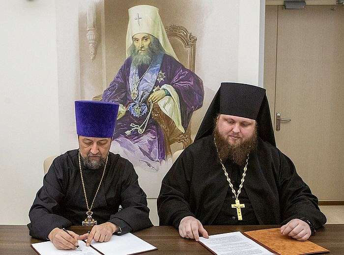 Синодальная библиотека Московского Патриархата заключила договор о сотрудничестве со Сретенской духовной семинарией
