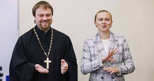 В Минске работает православная Школа жестового языка