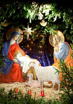 Христос родился - славим!