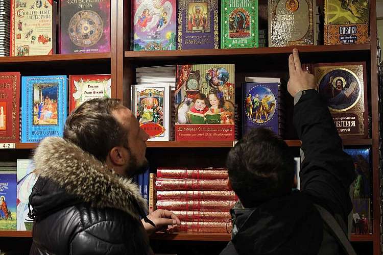 Степашин предложил освободить детские и учебные книги от НДС