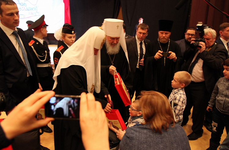 В епархиях празднуют День православной книги