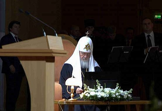 Патриарх Кирилл утвердил тексты молитв в связи с коронавирусом