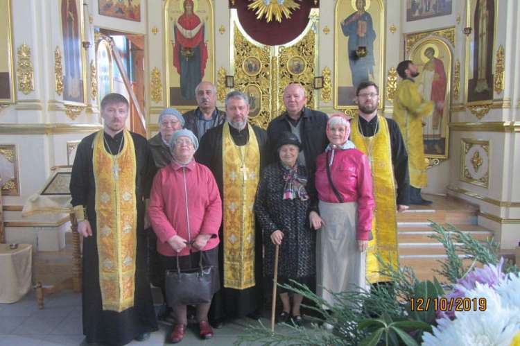 Регулярно совершать богослужения с сурдопереводом начали в Шахтинской епархии