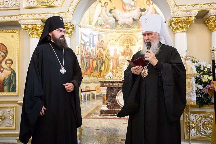 Архиепископ Пятигорский и Черкесский Феофилакт награжден медалью Издательского совета