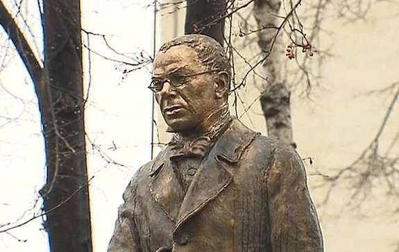 Памятник поэту Петру Вяземскому открыт в Москве